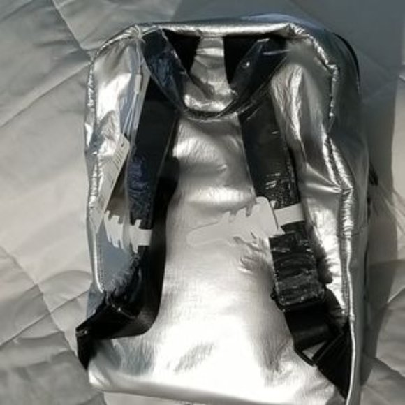 Urban Expressions Braxton Silver Backpack NWT - Picture 3 of 5